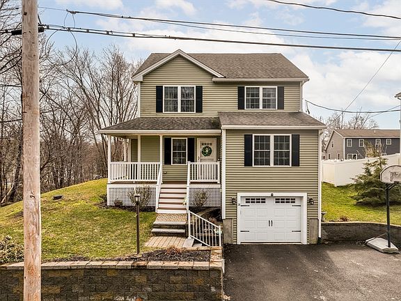 2nd image of 18 Washington Dr