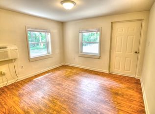 3290 S Columbia St #D, Chapel Hill, NC 27517