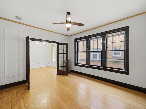 2nd image of 3024 W Palmer Sq #1S