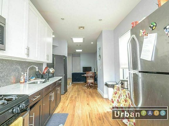2nd image of 1851 Eastern Pkwy #3F