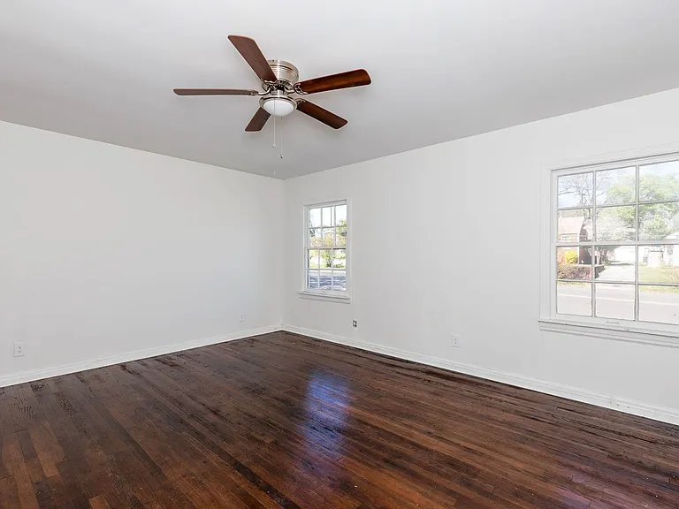 1830 Exeter Ave — Photo 20