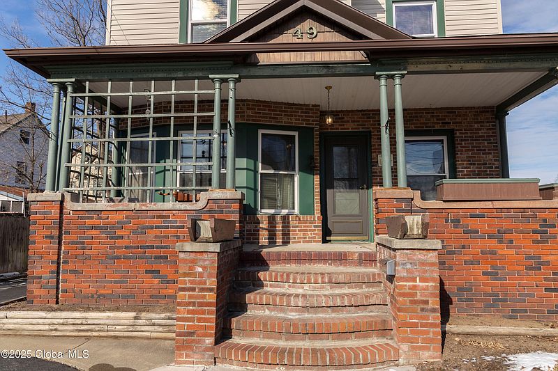3rd image of 49 Orville Street