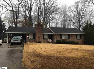 816 Brookdale Dr, Greer, SC 29651