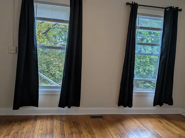 1410 Madison St — Photo 5