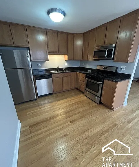 317 Wisconsin Ave #3C — Photo 1