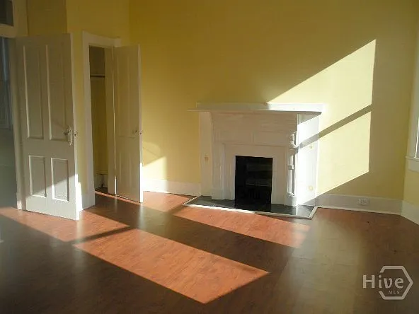 516B E Bolton St — Photo 5