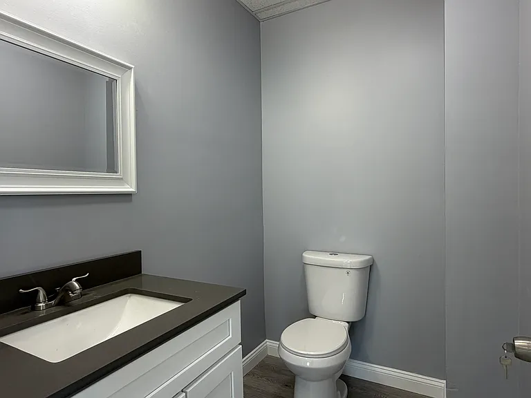 98-100 Whitmarsh St #1 — Photo 28