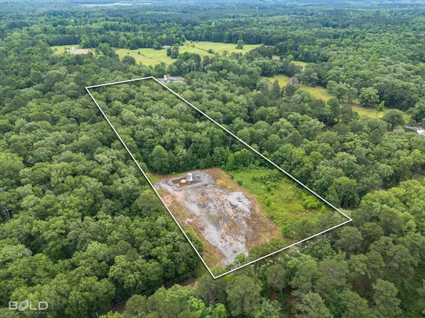 470 Pine Hill Rd, Elm Grove, LA 71051