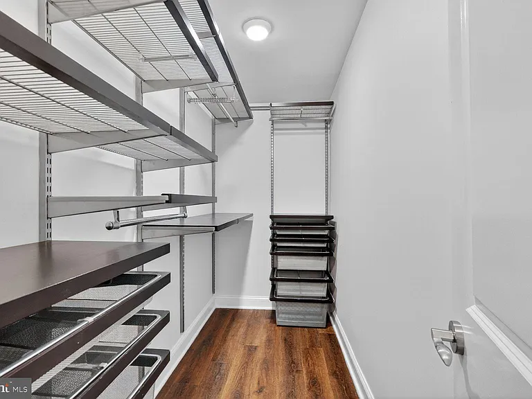 600 Harvard St NW #1 — Photo 20