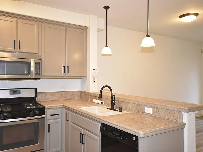 2001 Club Center Dr #1128 — Photo 4