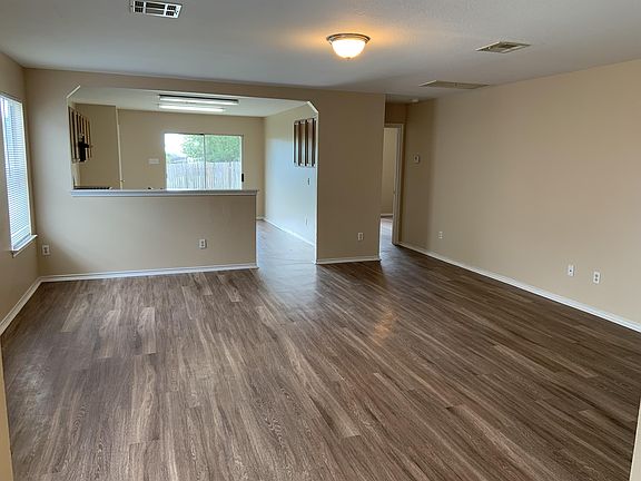3rd image of 140 Mood Lake Dr