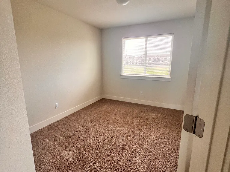 100 Clearlake Dr — Photo 21