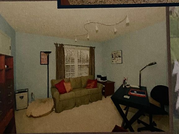 2nd bedroom upstairs. walk in closet to the left