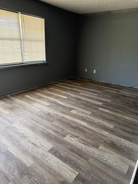 1st image of 117 Phylliss Cir #B