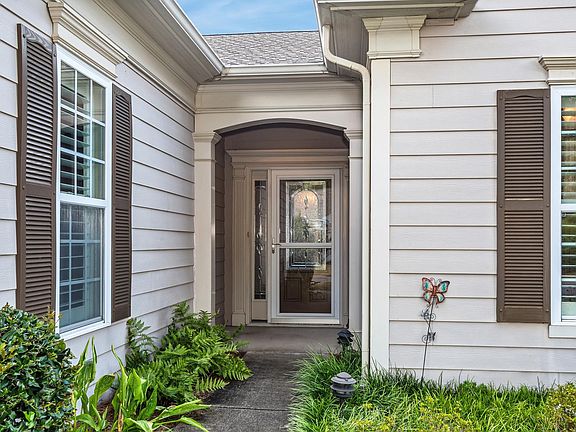 2nd image of 152 Navy Cir