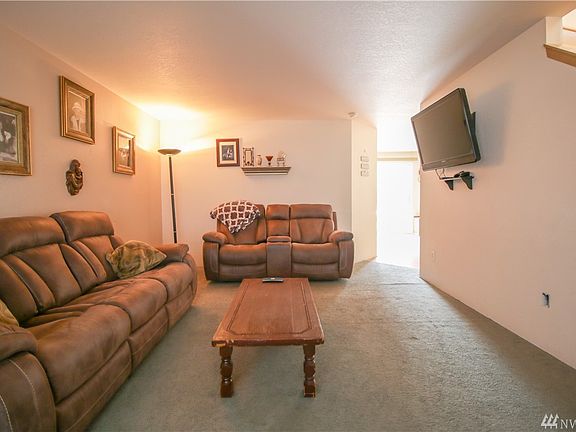 5th image of 24205 43rd Avenue Ct E