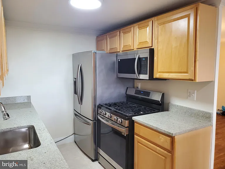4600 Duke St #613 — Photo 3