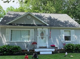 4204 Dallas Ave, Holt, MI 48842