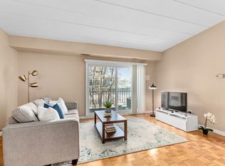 300 Tremont St APT 14, Newton, MA 02458