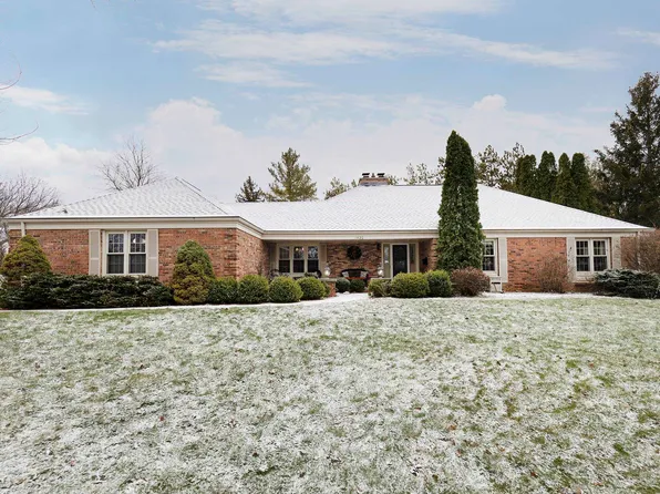 1420 Adrian Blvd, Fort Atkinson, WI 53538