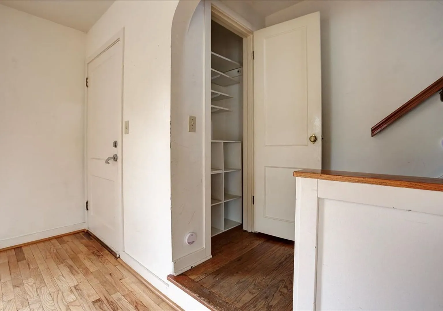 2 Bed / 1 Bath Multi-Level Duplex - 221 22nd Ave E., Menomonie — Photo 4