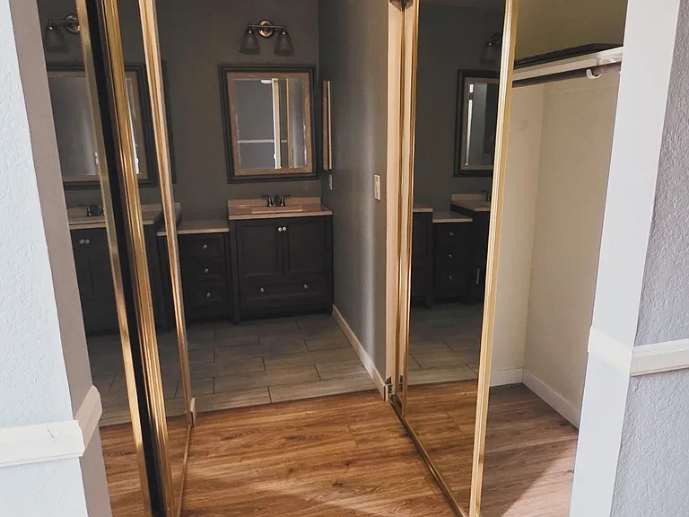 8760 W Hazelwood St — Photo 16