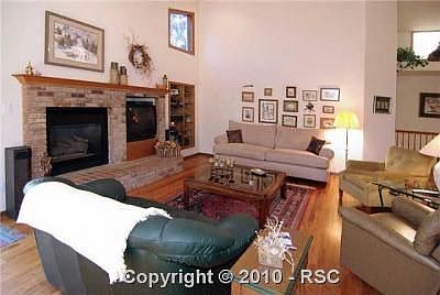4th image of 4240 Midlothian Ct