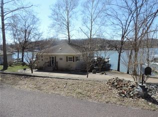 32100 Ginger Rd, Gravois Mills, MO 65037