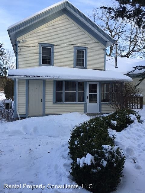 1st image of 555 Honey Creek Ave NE