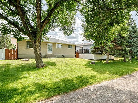 3rd image of 3238 N 32a St SE
