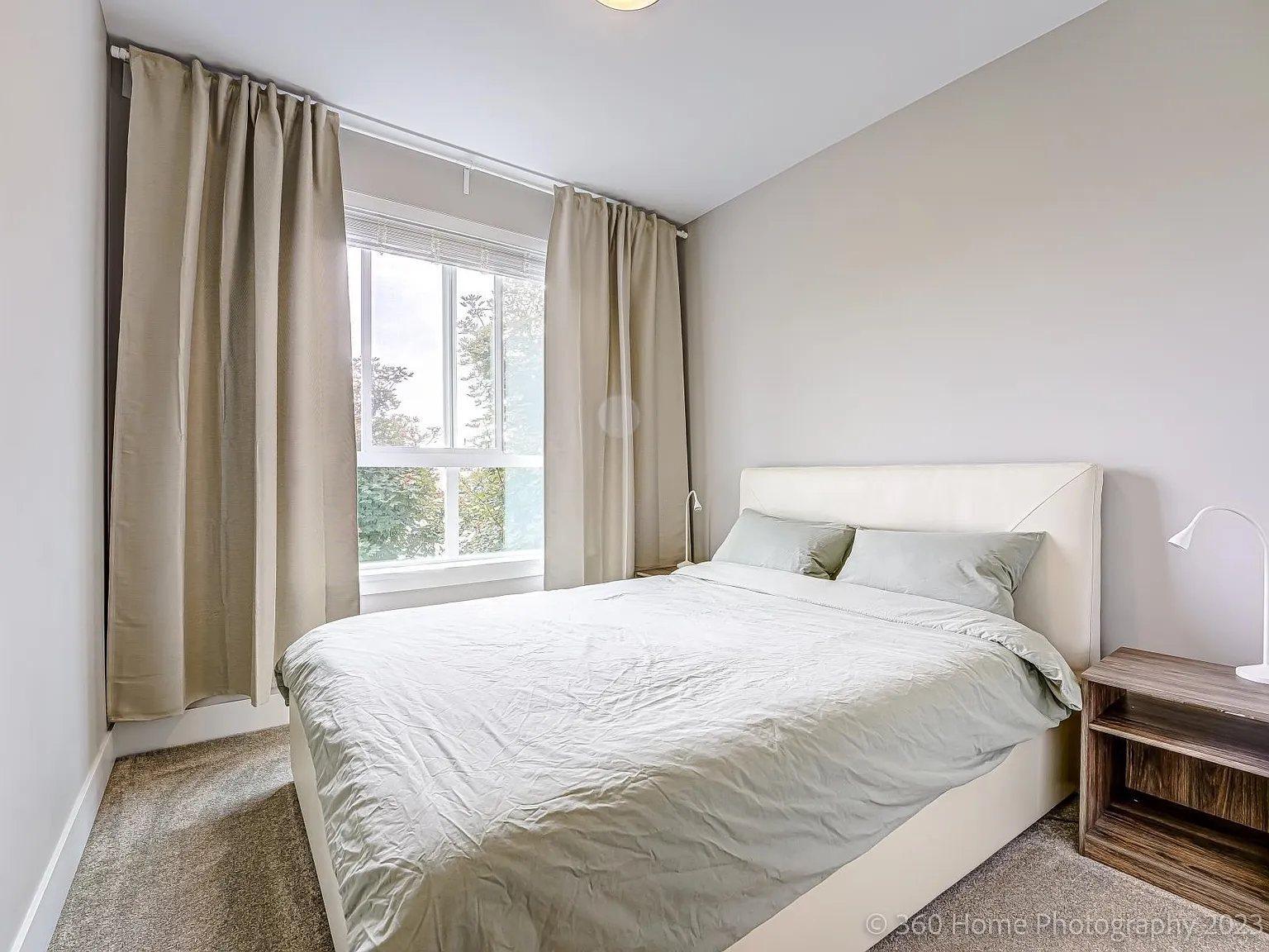 2 bed, 880 sqft, $2,700 — Photo 4