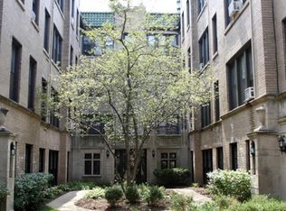 639 W Roscoe St #S2, Chicago, IL 60657