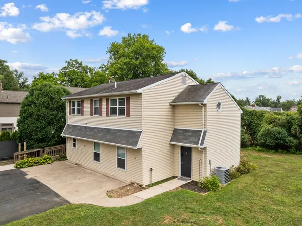 206 Orchard Ln #1, Langhorne, PA 19047