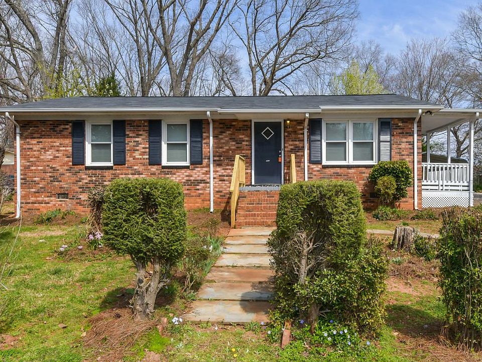 1st image of 2427 Abernathy Ave