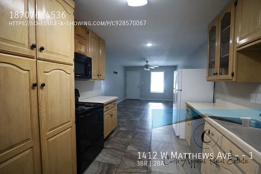 Spacious 2 bed /2 full bath apt — Photo 3