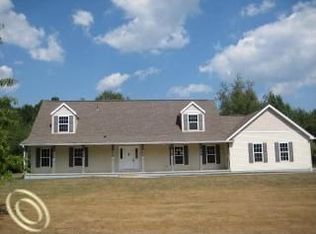 19315 Elwell Rd, Belleville, MI 48111