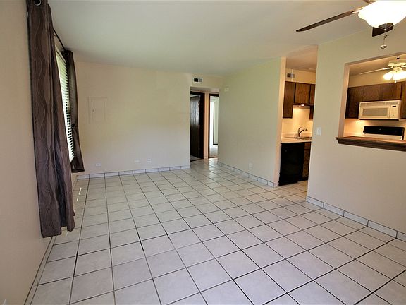 3rd image of 2680 Stanton Ct S