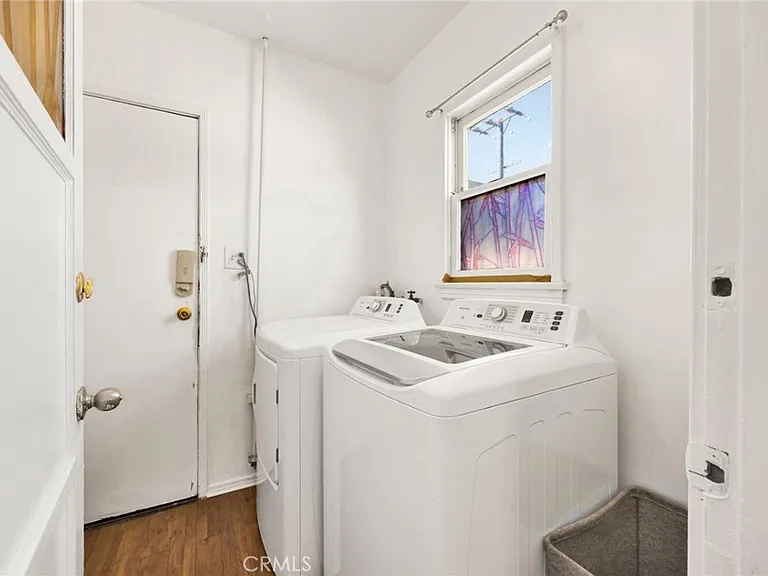 4343 Laurel Canyon Blvd — Photo 12