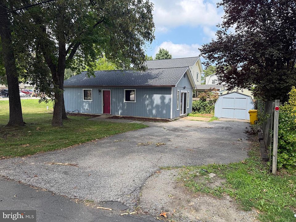 1st image of 311 Londontown Rd