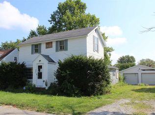 207 N Walnut St, Monon, IN 47959