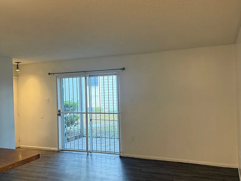 3827 Bay Club Cir #103 — Photo 6