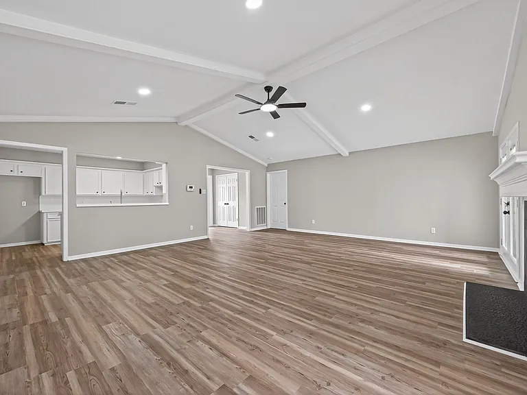 12079 Maverick Dr — Photo 9