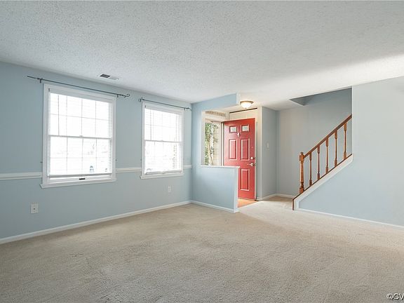 4th image of 9708 Candace Ct