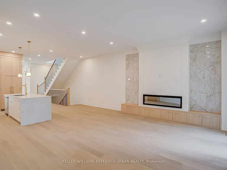 37 Wesley Ave — Photo 20