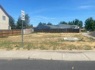 515 NE Shoshone Dr, Redmond, OR 97756