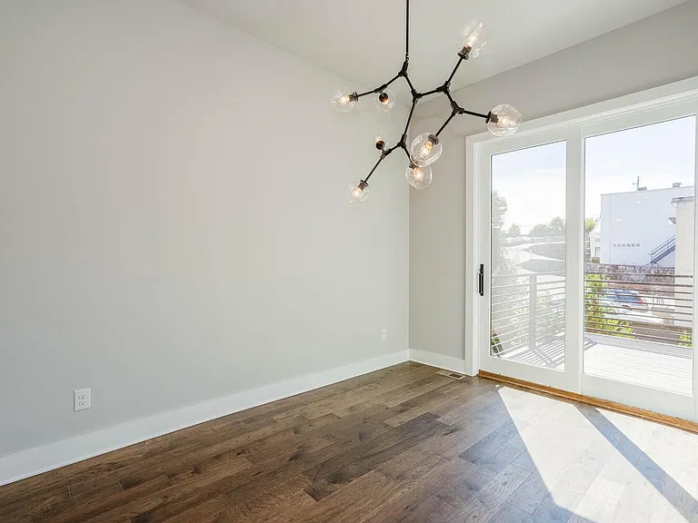 673 Ethel St NW — Photo 23