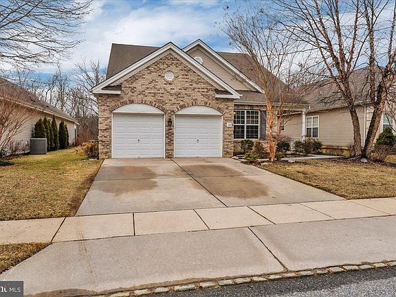 2nd image of 14 Highland Ct