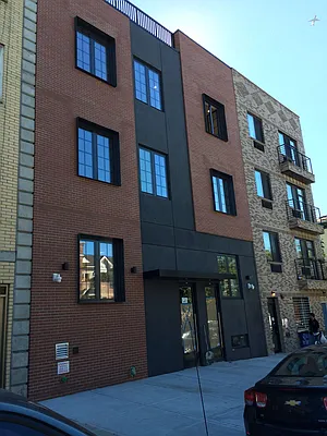 Rented by Cyberapts Management | media 11