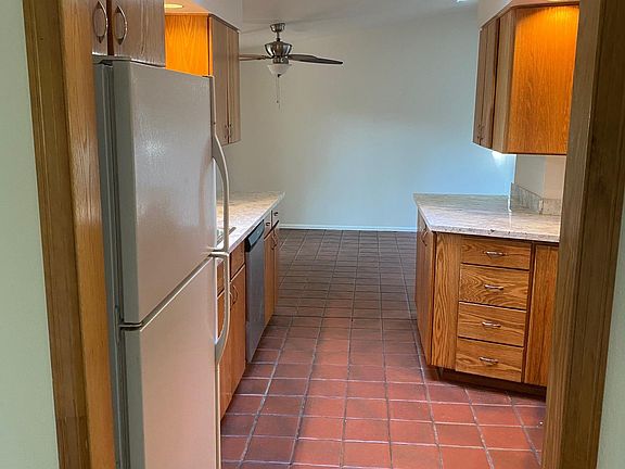 3rd image of 16647 SE 14th St