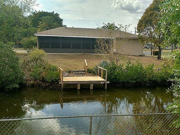 rear w refurbished dock